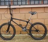 Bicicleta 20 BMX