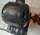 MOTOR TRIFASICO DE 1HP DE BAJA