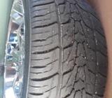 Se Venden 3 Llantas Numero 24