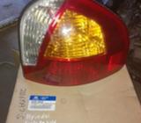 2 Stop Hyundai Santa Fe Gold