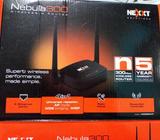 Router Nebula 300 y cámara Creative
