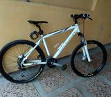 Vendo O Cambio por Bateria Acustica
