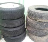 Aros Y Dos Juegos de Llantas para Hilux