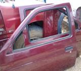 Nissan D21kincap. Las Dos Puertas