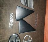 emblemas de toyota yaris