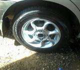 Aros 13 con Llantas Casi Nuevas