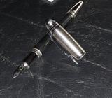 Vendo pluma fuente Montblanc MB38009 Starwalker Doue