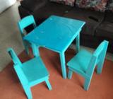 Mesita Y Tres Sillas para Niños