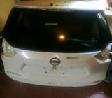 Compuerta Trasera Nissan Xtrail 2015