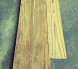 Piso de Teca de 1×5. Son 320 Pulgad