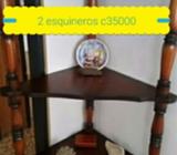Esquineros en Madera dos Uds