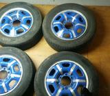 Se Venden Aros 17 con Llantas