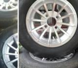 Se Venden Varatos Llantas a Un 90 Devida
