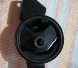 Soporte de Motor Nissan B14-b13