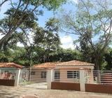 Brand New Surfside Home: Se Vende Casa Cerca del Mar en Playa Potrero