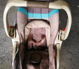 Silla de auto para bebé