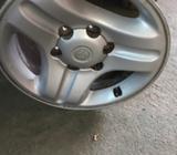 Vendo Juego de Aros Y Llantas 16