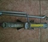 Gata para Automóviles