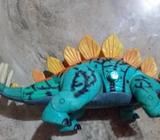 Estegosaurio Grande Con Sonido Tres Dinosaurios 7045 1490