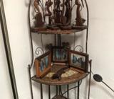 Vendo Esquinero con Figuras Cocobolo en madera pura