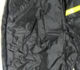 Capa Talla Xl Perfecto Simon Reyes