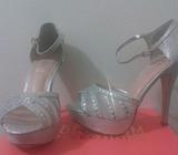 Tacones Plateados / Elegantes