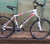 Giant Rebel Toda Deore Y Xt