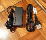 Cargador de Laptop Lenovo