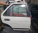 Puerta Trasera Derecha Nissan Sentra B13