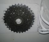 Vendo Piñon de Ciclismo Y Porta Botella