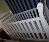 Cuna para bebe en buen estado