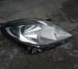 Farol Nissan Versa