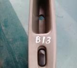 Sentra B13 Control Derecho Vidrio
