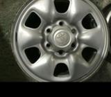Se Vende Aros 16 Hilux