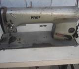 Maquina de coser industrial Pfaff