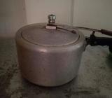 Olla a Presión Universal