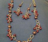 Set de Collar Y Aretes