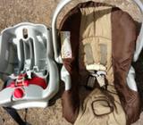 Vendo Silla con Base para Carro