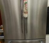 Nevera Frigidaire Professional FPHN2899LF2