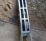 Parrilla Toyota 4runner 88