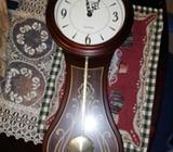 Reloj Rhythm Westminster con Canto