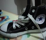 Vendo Convers Originales de Niño