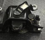 Repuestos Originales Nissan Tiida Soportes Varios y Partes Plásticas