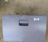 Guantera Nissan Sentra B14