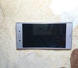 Sony Xperia Xzs