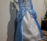 Vestido de Cenicienta con Zapatillas