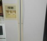 Refrigeradora de 2 Puertas