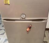 Refrigeradora Pequeña, Excelente Estado