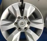 AROS 17 6 HUECOS TOYOTA ORIGINALES