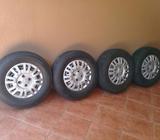 Aros 13 con con Copas Y Llantas Seminuev